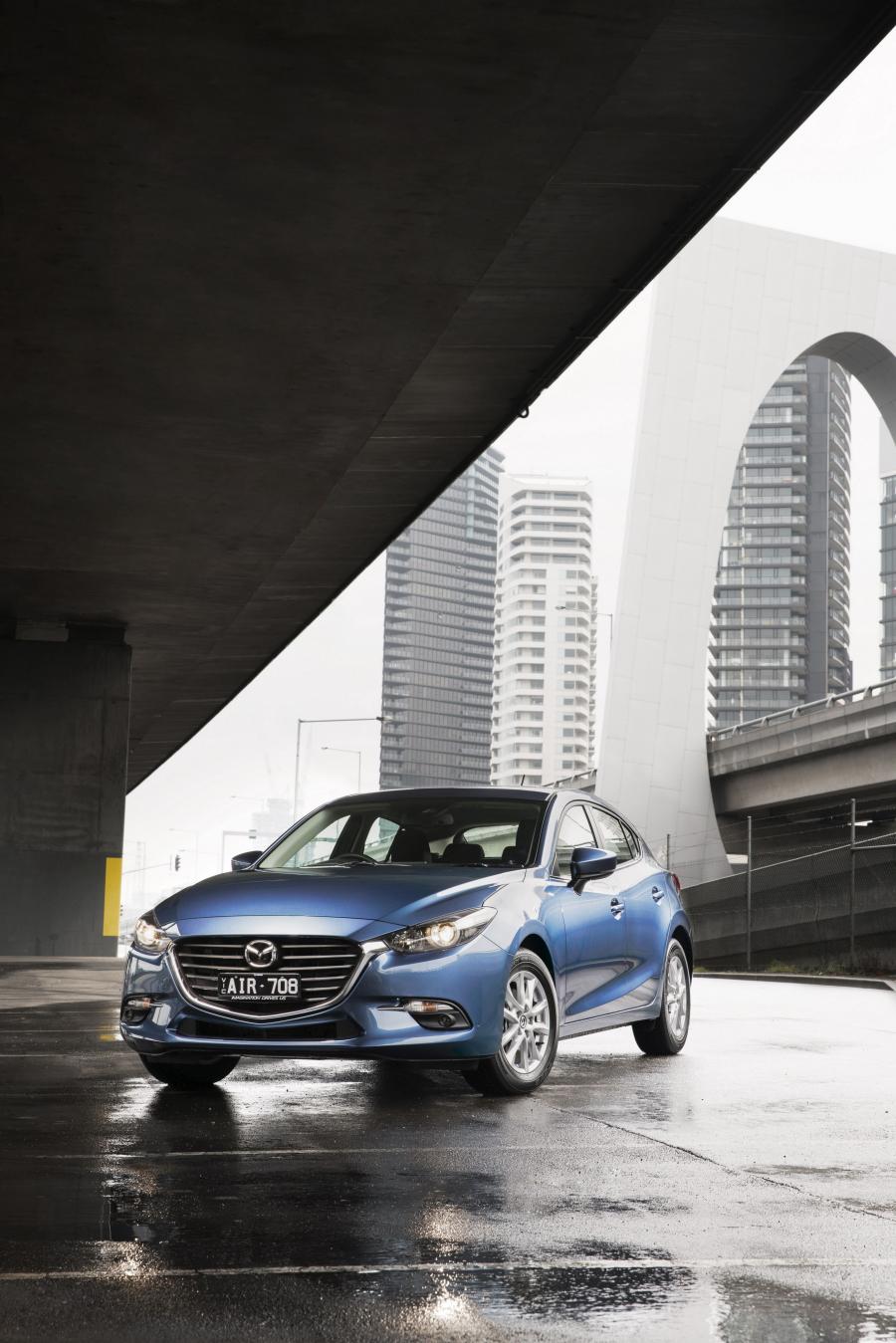  Mazda3 Maxx Hatchback 2016 года  (AU) (фото 12 из 22)